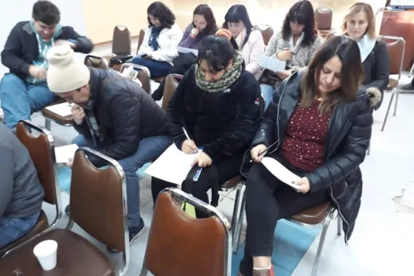 “La Familia y su rol en la prevención de conductas de riesgo”.