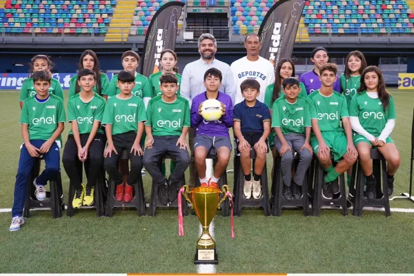 DEPORTISTAS DESTACADOS - FÚTBOL
